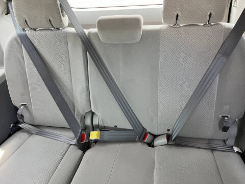 2011 Toyota Sienna LE 7-Passenger