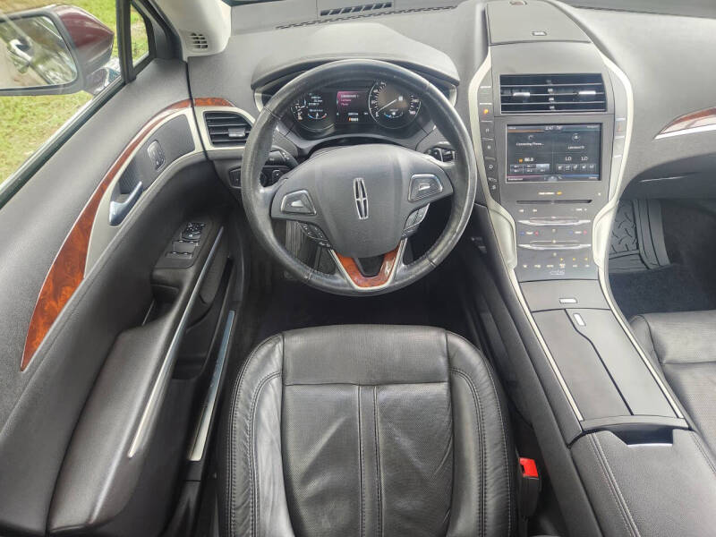 2013 Lincoln MKZ