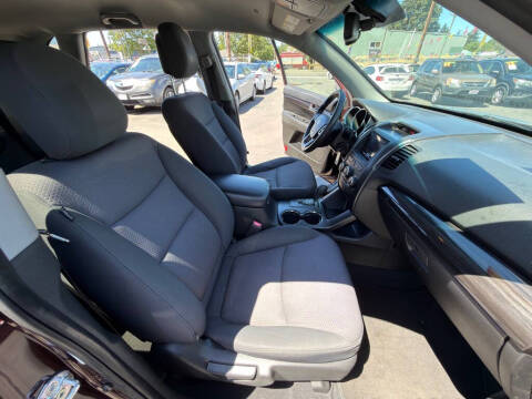 2013 Kia Sorento LX