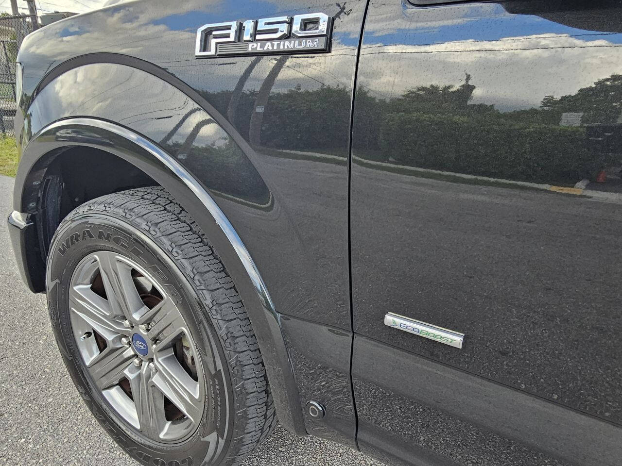 2015 FORD F-150 Pickup - $20,535