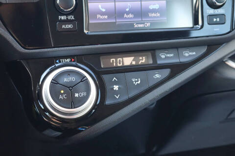 2016 Toyota Prius c