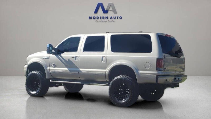2005 Ford Excursion Limited