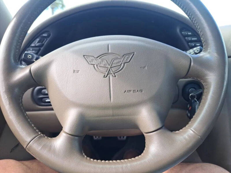 2004 Chevrolet Corvette