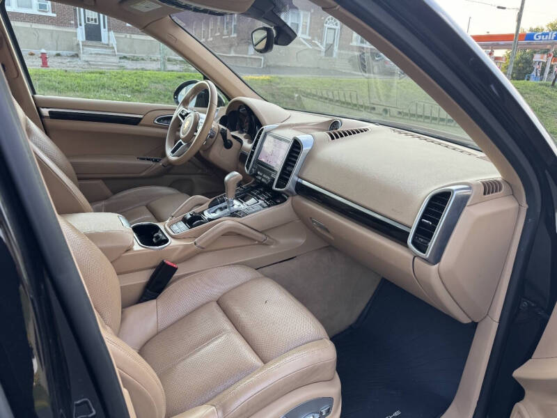2017 Porsche Cayenne