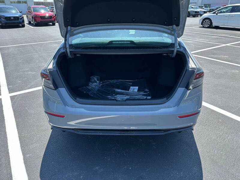 2025 Honda Accord Hybrid Sport-L