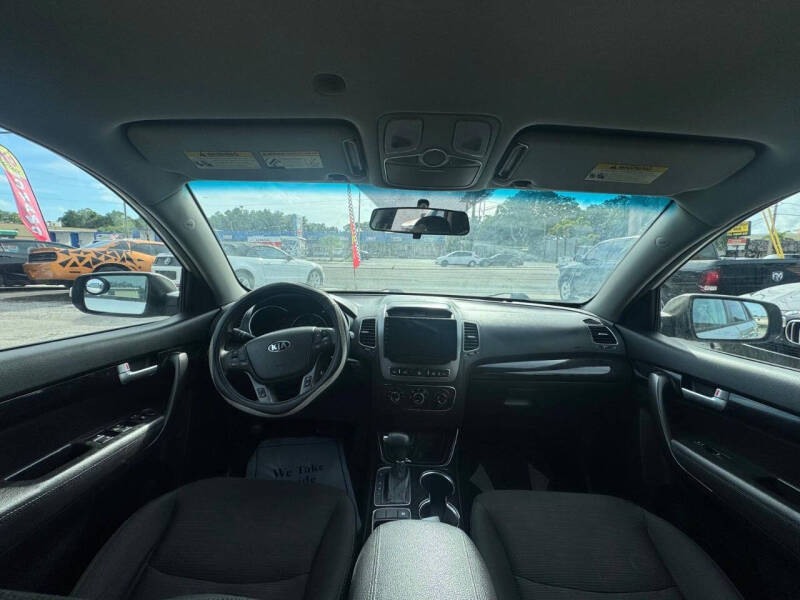 2015 Kia Sorento LX