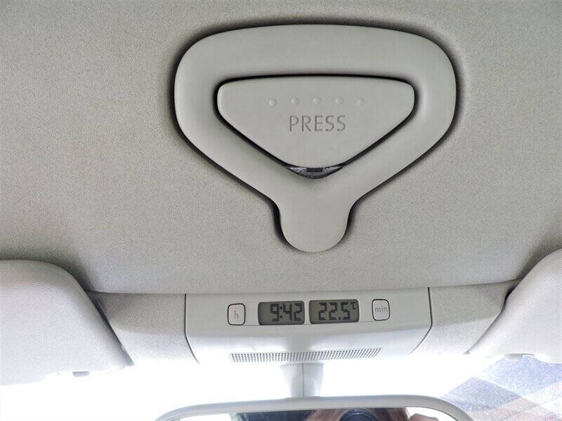 2005 Volkswagen New Beetle Convertible GLS