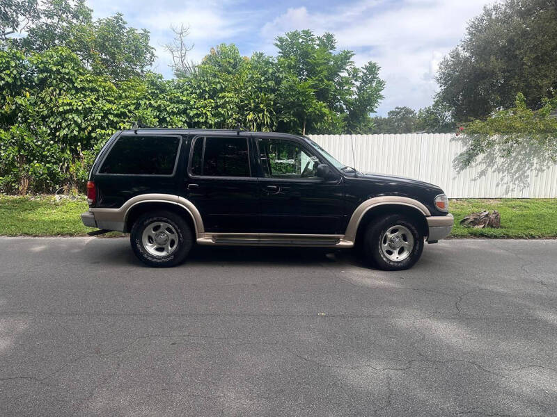 2001 Ford Explorer Eddie Bauer