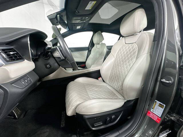 2023 Genesis G70