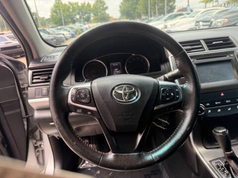 2015 Toyota Camry SE