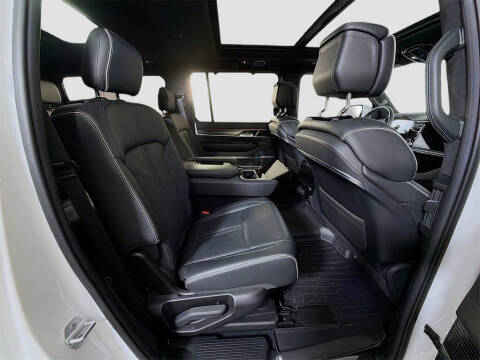 2022 Jeep Grand Wagoneer Series II