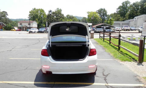 2012 BMW 5 Series 528i