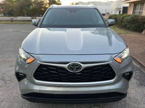 2020 Toyota Highlander for sale at MIA MOTOR SPORT in Houston TX