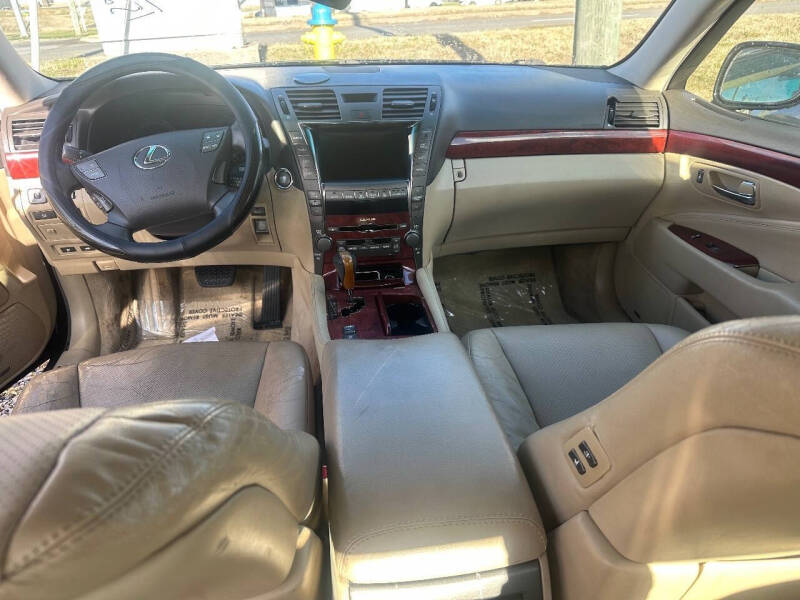 2007 Lexus LS 460