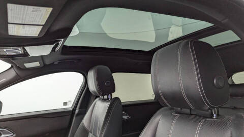 2018 Land Rover Range Rover Velar P380 R-Dynamic SE