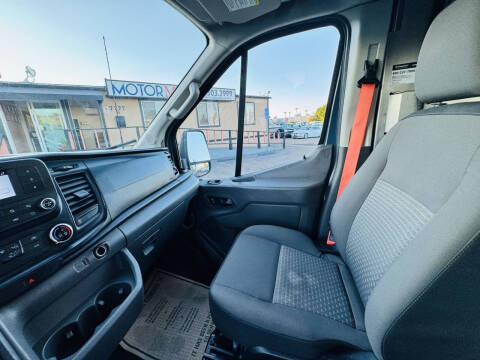 2020 Ford Transit 250