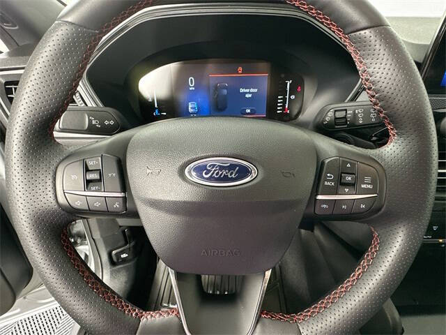 2023 Ford Escape Hybrid ST-Line Select
