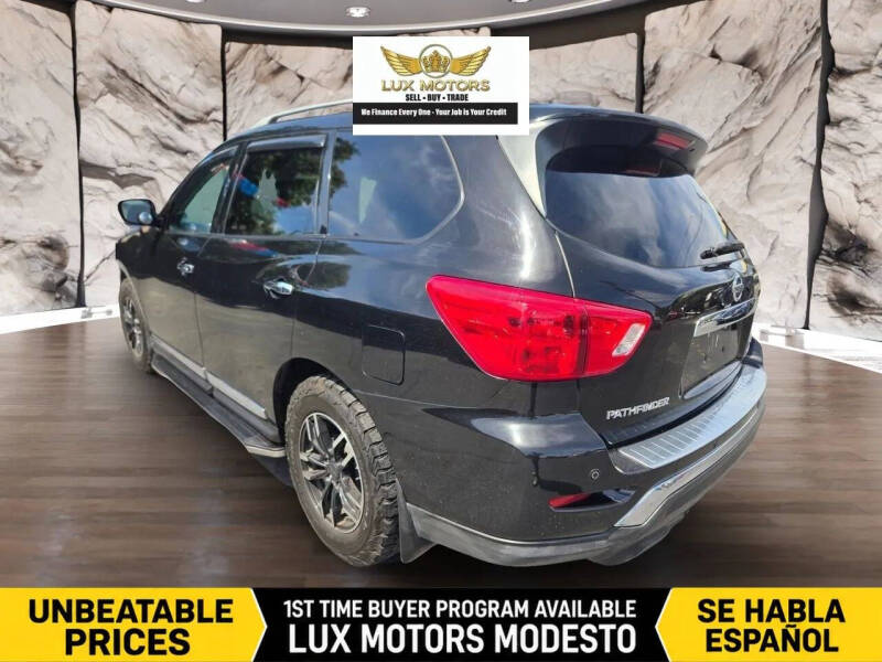 2017 Nissan Pathfinder Platinum