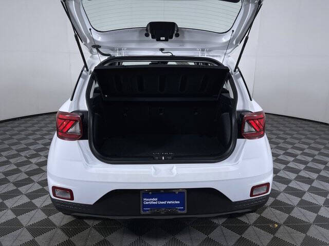 2022 Hyundai Venue SEL