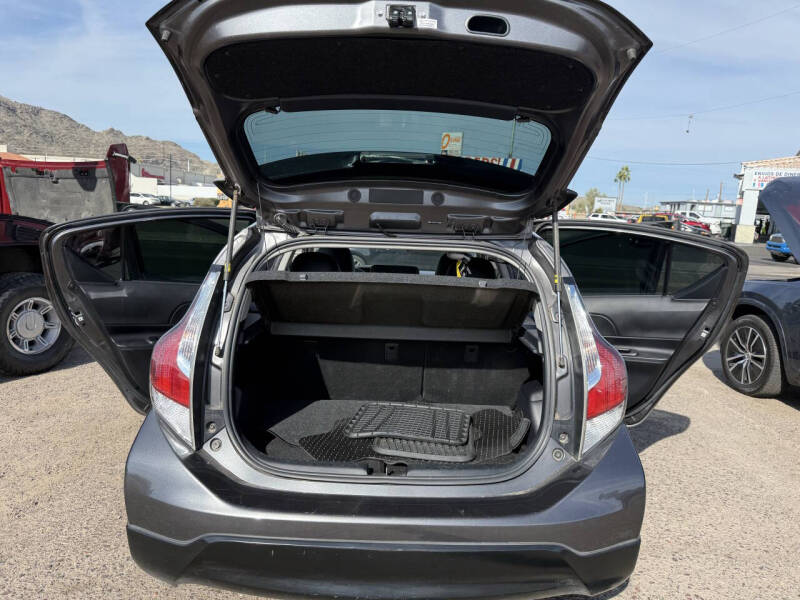 2017 Toyota Prius c Three