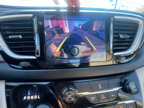 2017 Chrysler Pacifica Touring