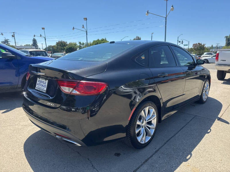 2015 Chrysler 200 S