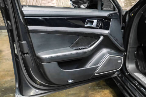 2018 Porsche Panamera 4S