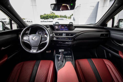 2019 Lexus UX 200 F SPORT