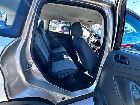 2017 Ford Escape S