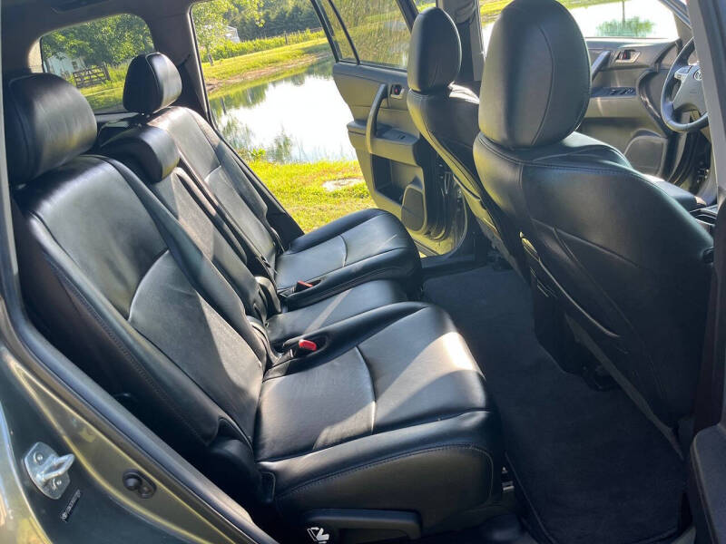 2013 Toyota Highlander SE
