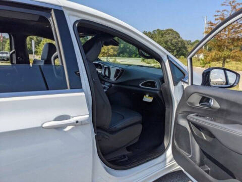 2025 Chrysler Pacifica Plug-In Hybrid