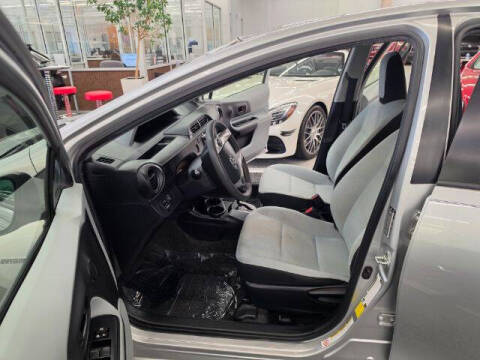 2013 Toyota Prius c One