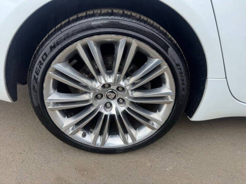 2013 Jaguar XJ