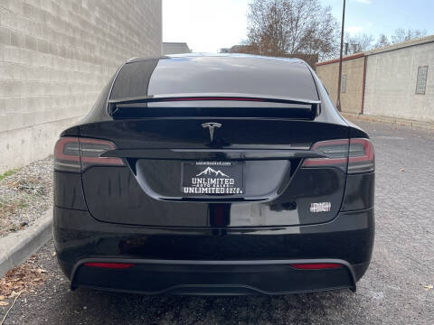 2022 Tesla Model X Plaid