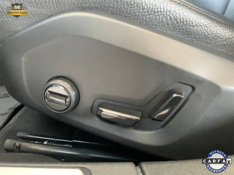 2024 Volvo S60 B5 Plus Dark Theme