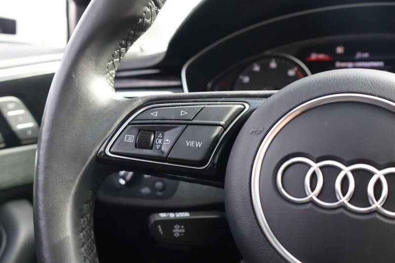 2021 Audi A4 quattro Premium 40 TFSI