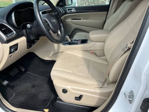 2019 Jeep Grand Cherokee Laredo E