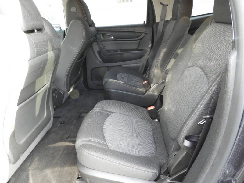 2017 Chevrolet Traverse LT