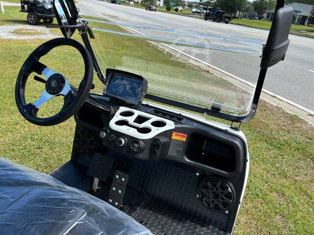 2024 Evolution Classic 4 Plus for sale at Cross Resurrection Golf Carts and Trailers in Rincon, GA