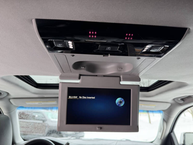 2017 Cadillac Escalade ESV Premium Luxury