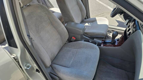 2003 Toyota Corolla LE