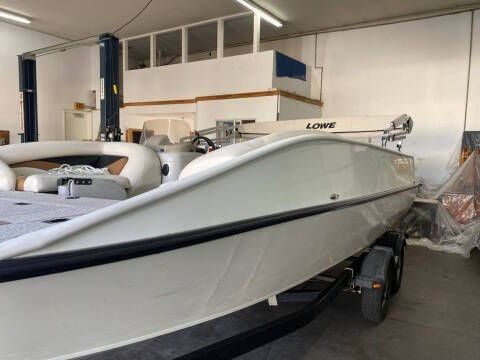 2014 Lowe Boats SD224