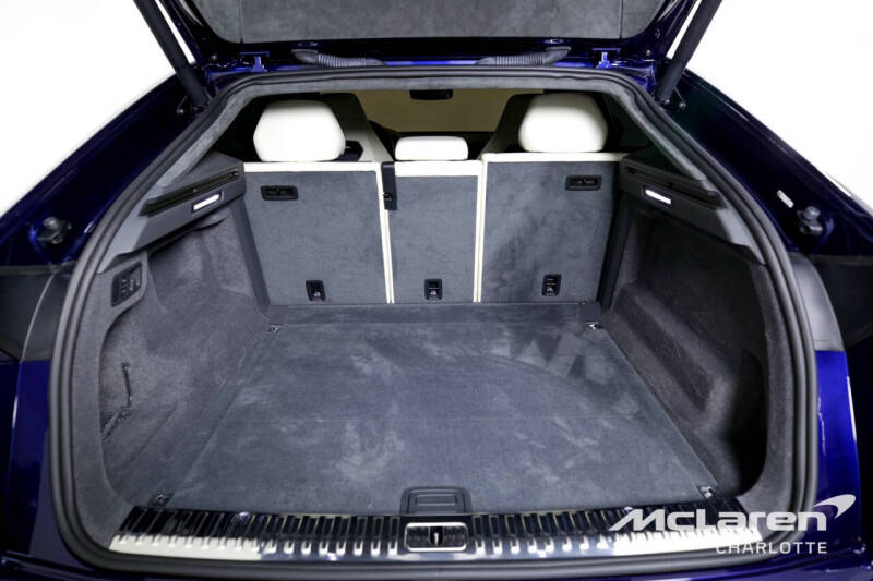 2020 Lamborghini Urus