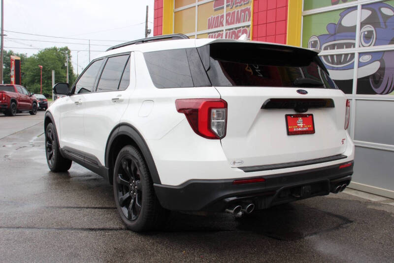 2020 Ford Explorer ST