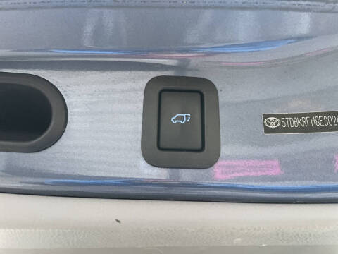 2014 Toyota Highlander LE