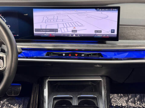 2023 BMW 7 Series 740i