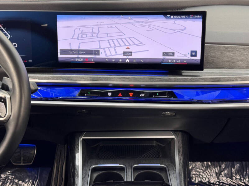 2023 BMW 7 Series 740i