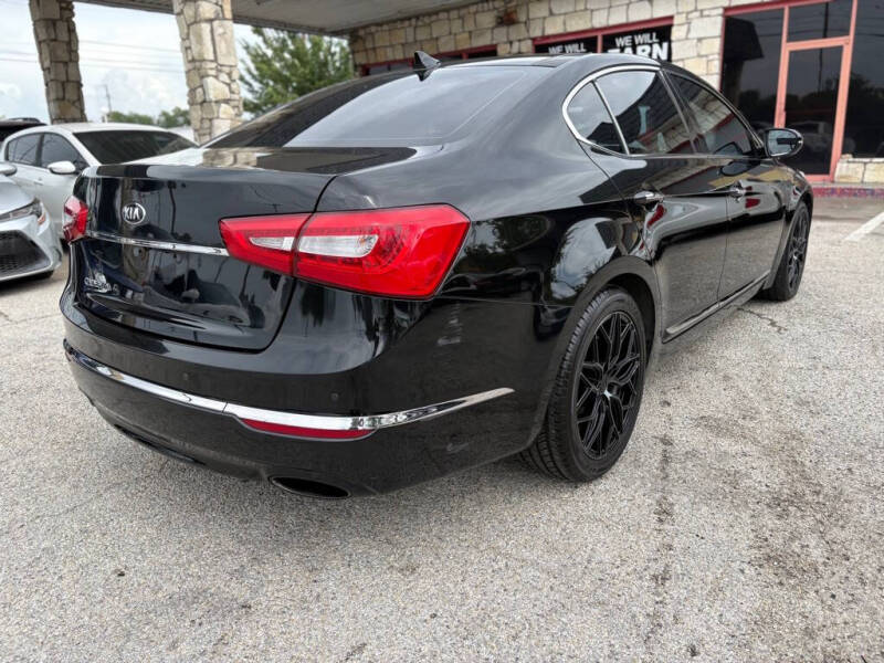 2016 Kia Cadenza