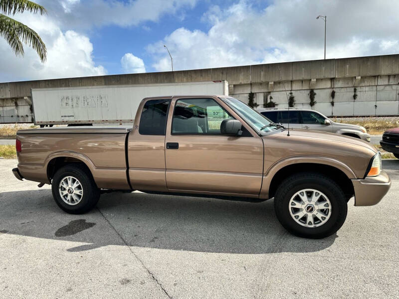 2003 GMC Sonoma null photo 10