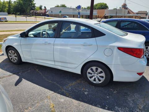 2016 Hyundai Accent SE